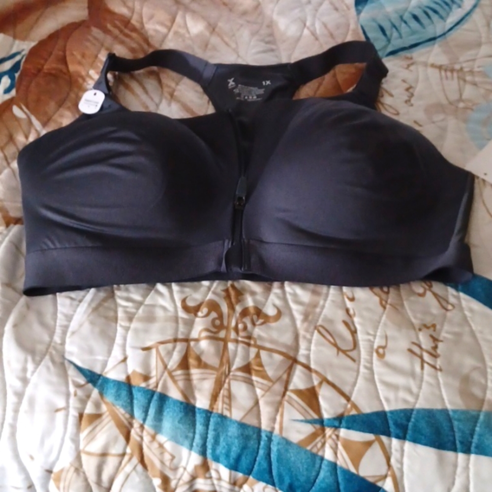 Women's sports bra